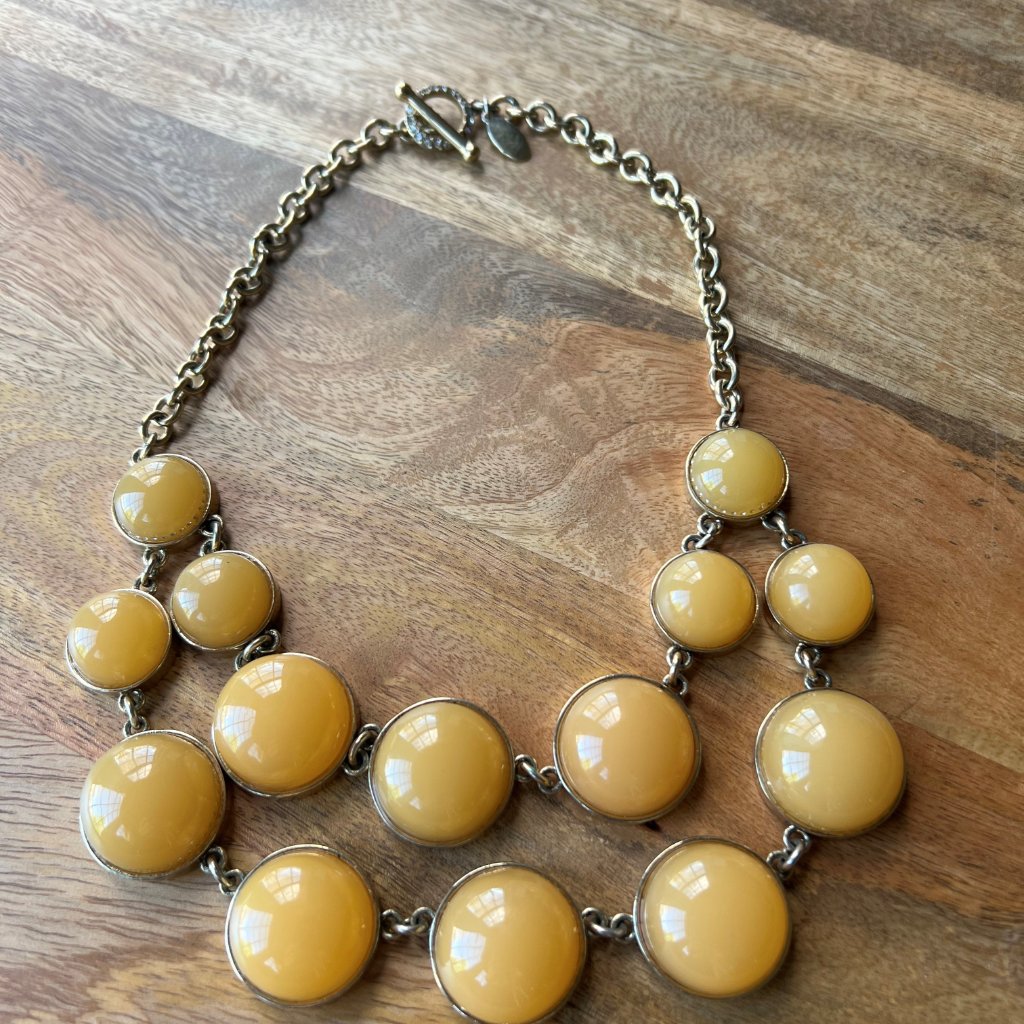 Ann Taylor PeachGold Statement Necklace 12$
